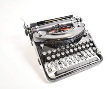 Load image into Gallery viewer, 1935 Remington Noiseless Portable