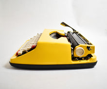 Load image into Gallery viewer, Vendex 850TR Typewriter - Yellow