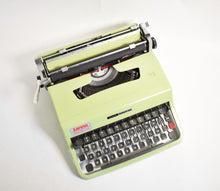 Load image into Gallery viewer, 1968 Olivetti Lettera 32 Typewriter - Pistachio