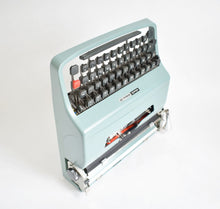 Afbeelding in Gallery-weergave laden, Olivetti Lettera 32 typemachine uit 1976