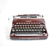 Load image into Gallery viewer, 1939 Smith Corona Silent Maroon - Curvy
