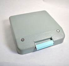 Afbeelding in Gallery-weergave laden, Hermes Baby Typemachine uit 1956