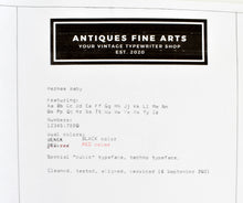 Afbeelding in Gallery-weergave laden, Hermes Baby-typemachine uit 1972