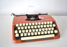 Load image into Gallery viewer, 1959 Unique Olympia Splendid 33