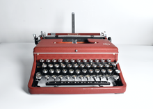 Load image into Gallery viewer, Stunning* 1950 Torpedo 18a - Ruby Red