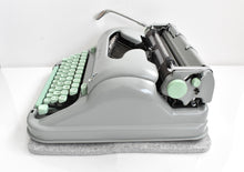 Afbeelding in Gallery-weergave laden, 1964 Museumkwaliteit Gerestaureerde Hermes Media 3*Gereserveerd*