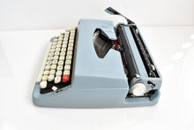 Afbeelding in Gallery-weergave laden, 1972 Brother De Luxe Typemachine