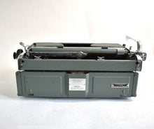 Afbeelding in Gallery-weergave laden, Olympia SM3-typemachine uit 1957 - nieuwe platenspeler
