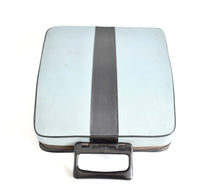 Afbeelding in Gallery-weergave laden, Olivetti Lettera 32 typemachine uit 1976
