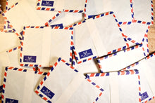 Afbeelding in Gallery-weergave laden, Vintage luchtpost enveloppen - A5
