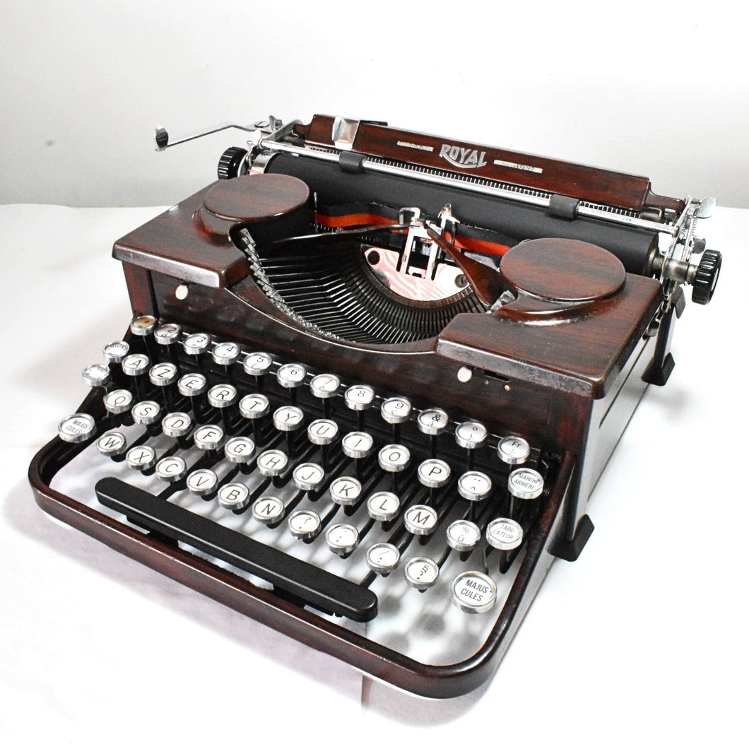 1934 Restored Woodgrain Royal P Typewriter - New Platen