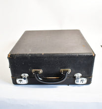 Load image into Gallery viewer, 1939 Smith Corona Silent Maroon - Curvy
