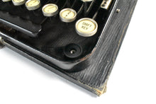 Afbeelding in Gallery-weergave laden, Vervangende rubberen voetjes - Remington Portable
