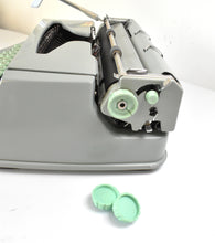 Load image into Gallery viewer, Hermes 3000/Media 3 Green Knob
