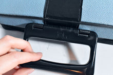 Afbeelding in Gallery-weergave laden, Olivetti Lettera 32 typemachine uit 1967
