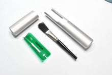 Afbeelding in Gallery-weergave laden, Vintage originele Olivetti reinigingsset
