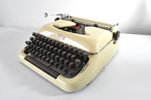 Load image into Gallery viewer, 1960s German Erika 10 Typewriter, Cream
