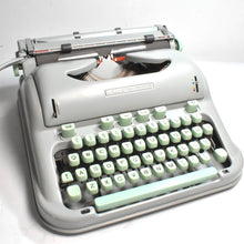 Afbeelding in Gallery-weergave laden, *Gereserveerde gerestaureerde Hermes 3000 typemachine - Elite, QWERTY
