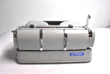 Afbeelding in Gallery-weergave laden, *Gereserveerde gerestaureerde Hermes 3000 typemachine - Elite, QWERTY
