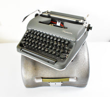 Load image into Gallery viewer, 1957 Olympia SM3 Typewriter - Pica
