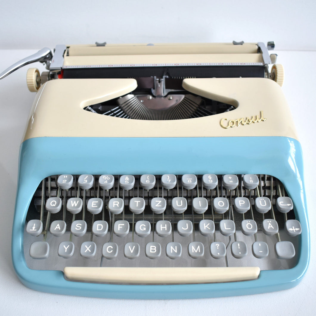 1962 Portable Consul Blue/Cream Typewriter
