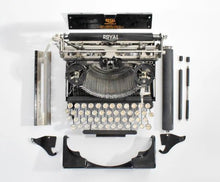 Load image into Gallery viewer, 1928 Royal P Typewriter - New Platen, Near Mint*
